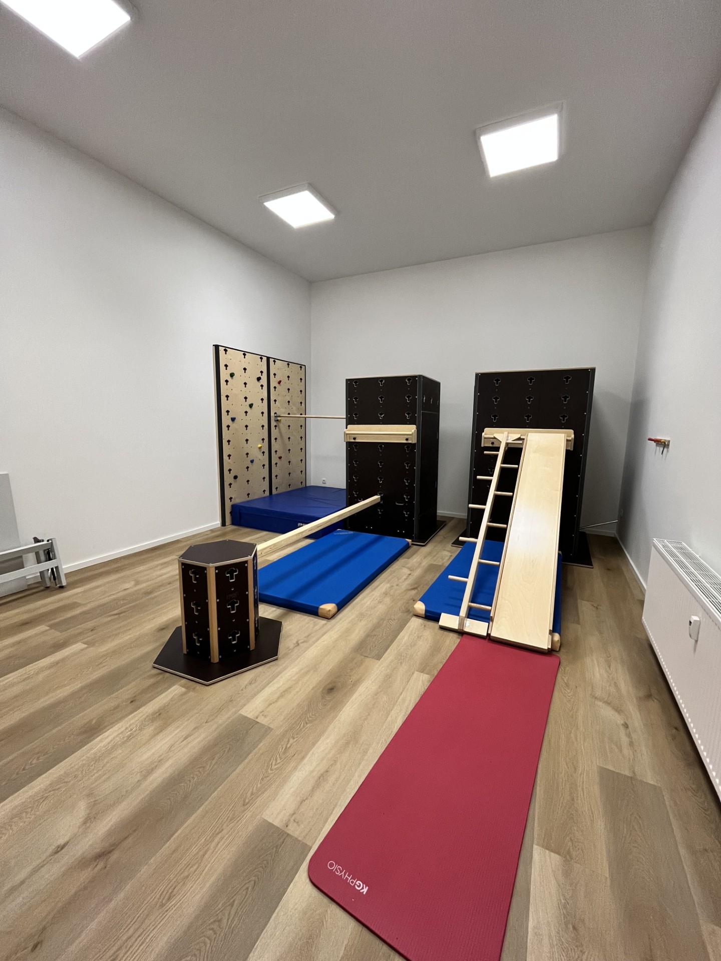 Bewegungstherapie-Raum